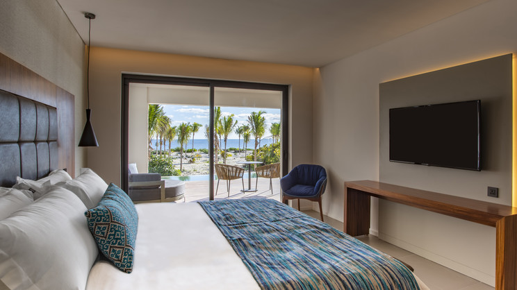 Majestic Elegance Costa Mujeres